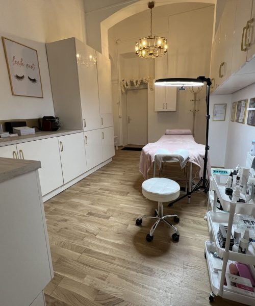 Beauty Atelier by Filiz
Beauty
Kosmetik
Studio
Make Up
Haarstyling